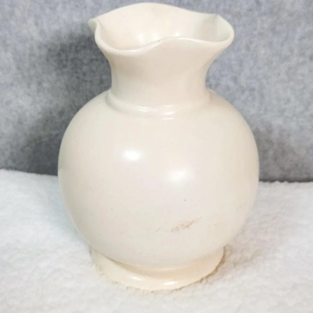 VTG c1940s Red Wing Pottery Vase Magnolia #975 Ivory & Brown Vase 6